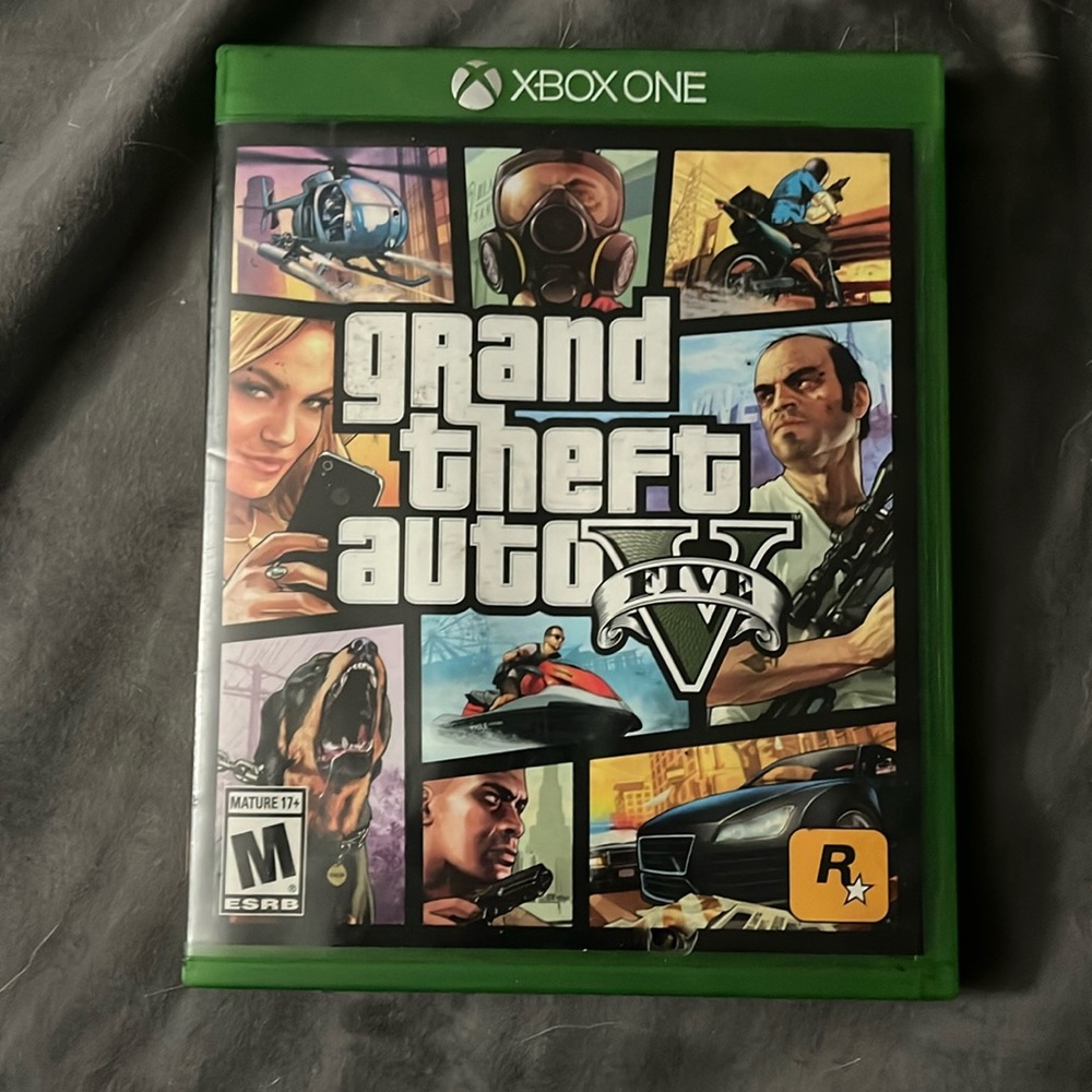 Xbox one grand theft auto V (five) / gta 5